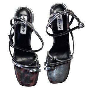 Steve Madden Silver Sandals Size 9.5